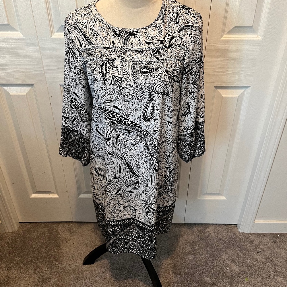 Anne Taylor Loft size S dress